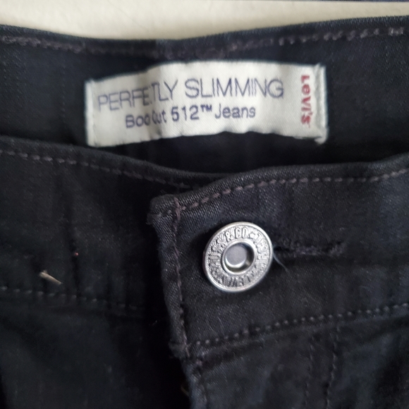 Levi's Perfectly slimming boot cut 512 jeans. size 12 Medium. - Picture 5 of 11